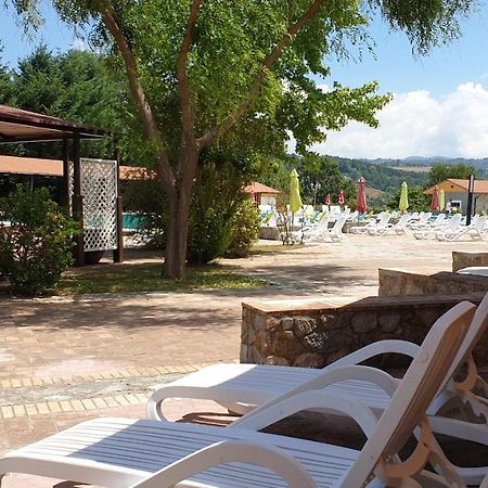 Palahotel Vallenoce Decollatura Exteriör bild