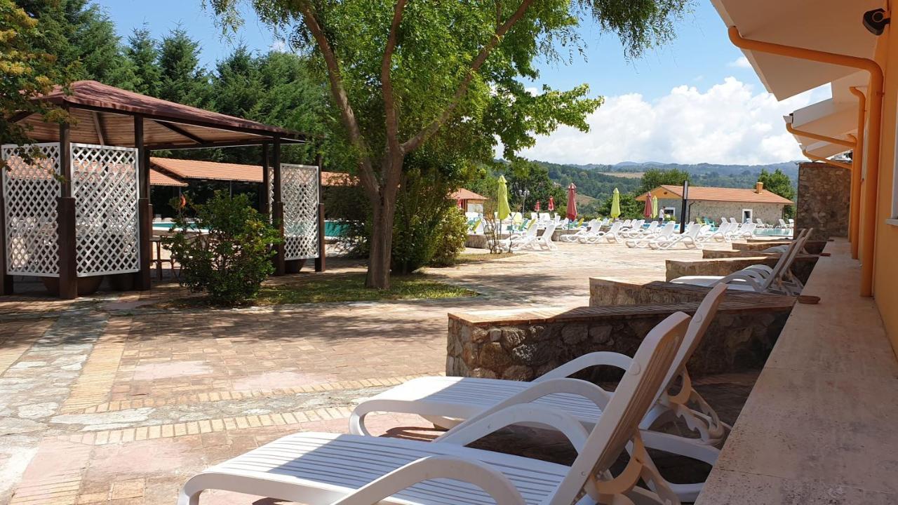 Palahotel Vallenoce Decollatura Exteriör bild
